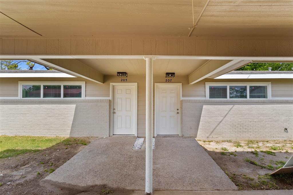 White & Arlington - Residential
