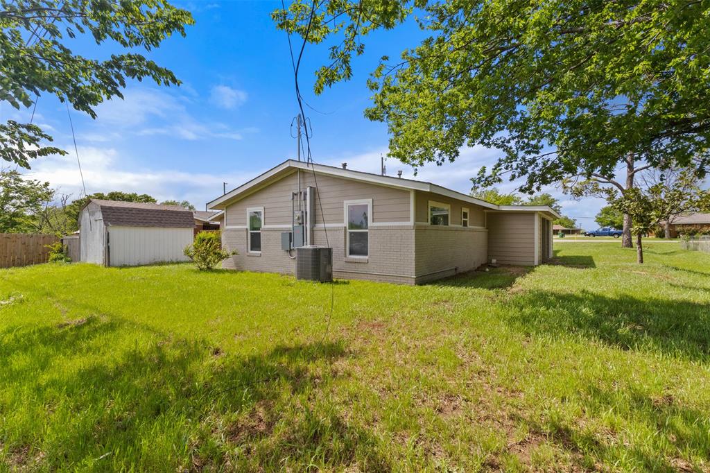 White & Arlington - Residential
