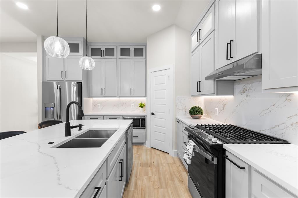 Irwin Joe 03 - Residential