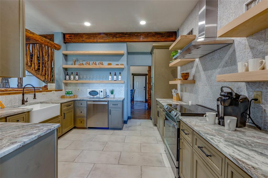 Deep Water Point - Residential
