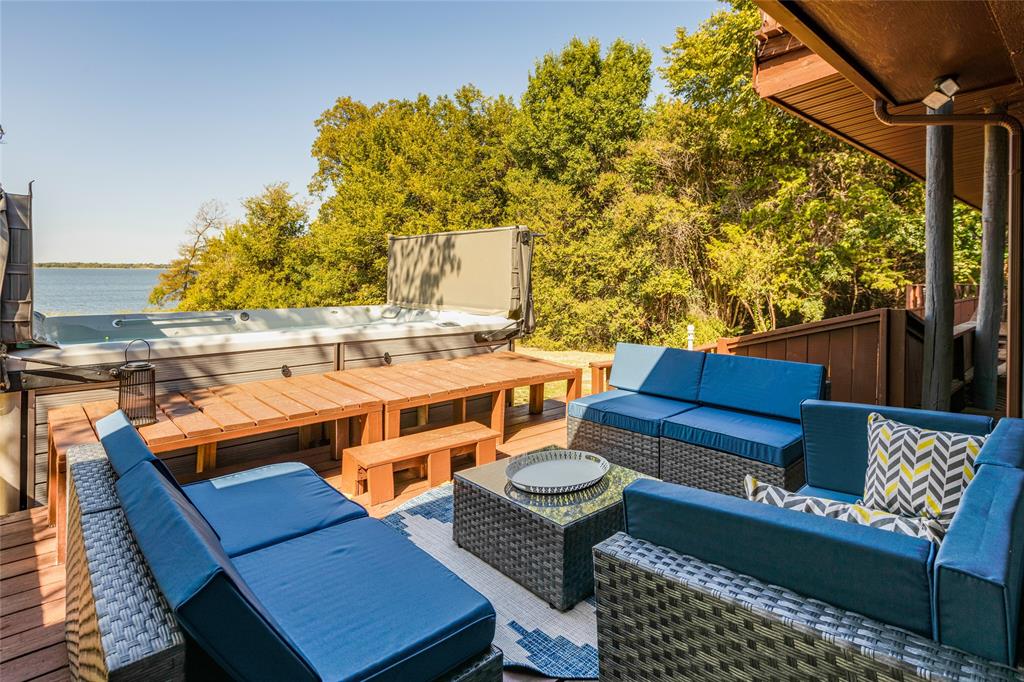 Deep Water Point - Residential