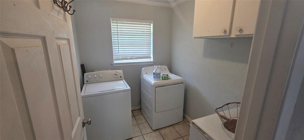 J Ivy Pal Rvr Estate - Residential