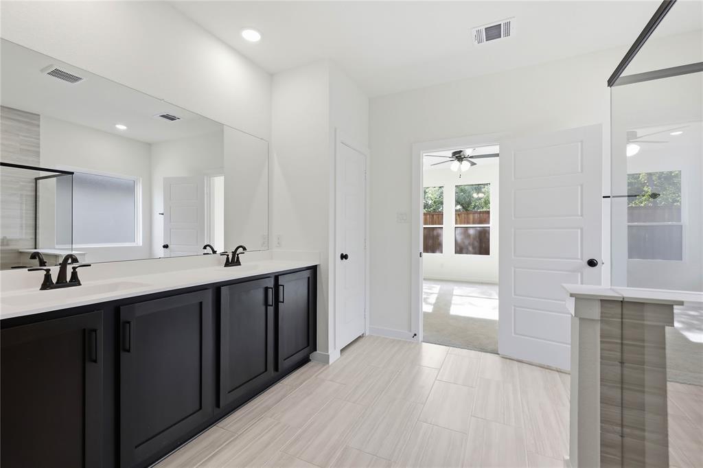 Meadow Lakes - Residential