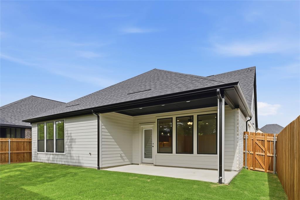 Meadow Lakes - Residential