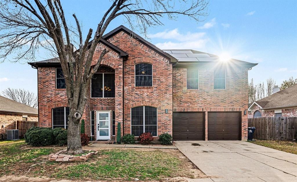 Beautiful 5-bedroom home with private study in a quiet, peaceful, beautifully landscaped neighborhood. This well-designed property features a spacious covered back patio and large fenced backyard-perfect for relaxing or entertaining. The primary suite offers an en suite study and a completely renovated spa-like bathroom, creating a true retreat. Thoughtful layout, serene setting and an inviting inside and outside space make this home a rare find!