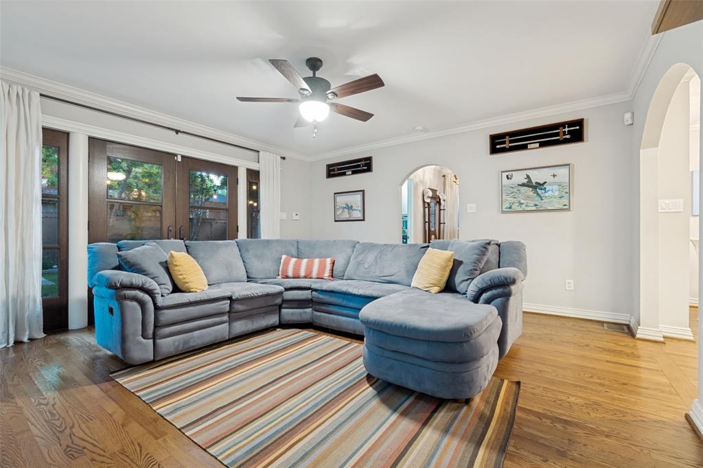 Country Club Estates - Residential