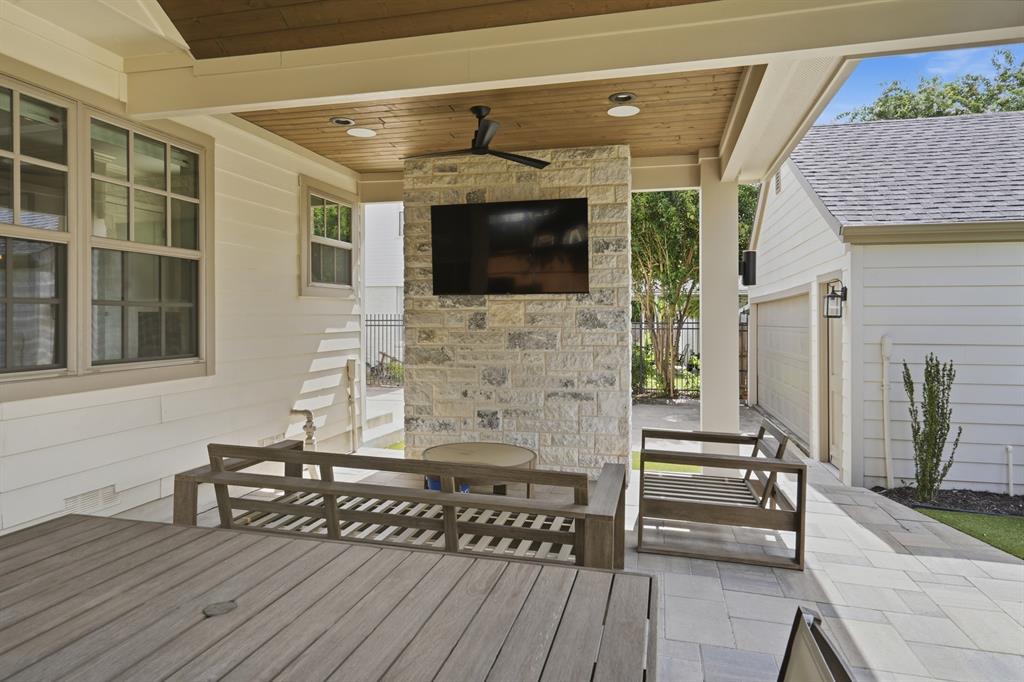 Hal Moseleys - Residential