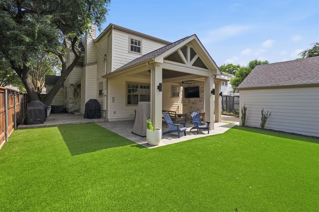 Hal Moseleys - Residential