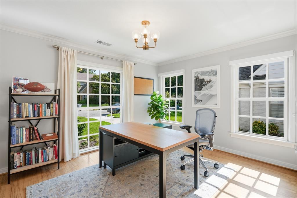 Hal Moseleys - Residential