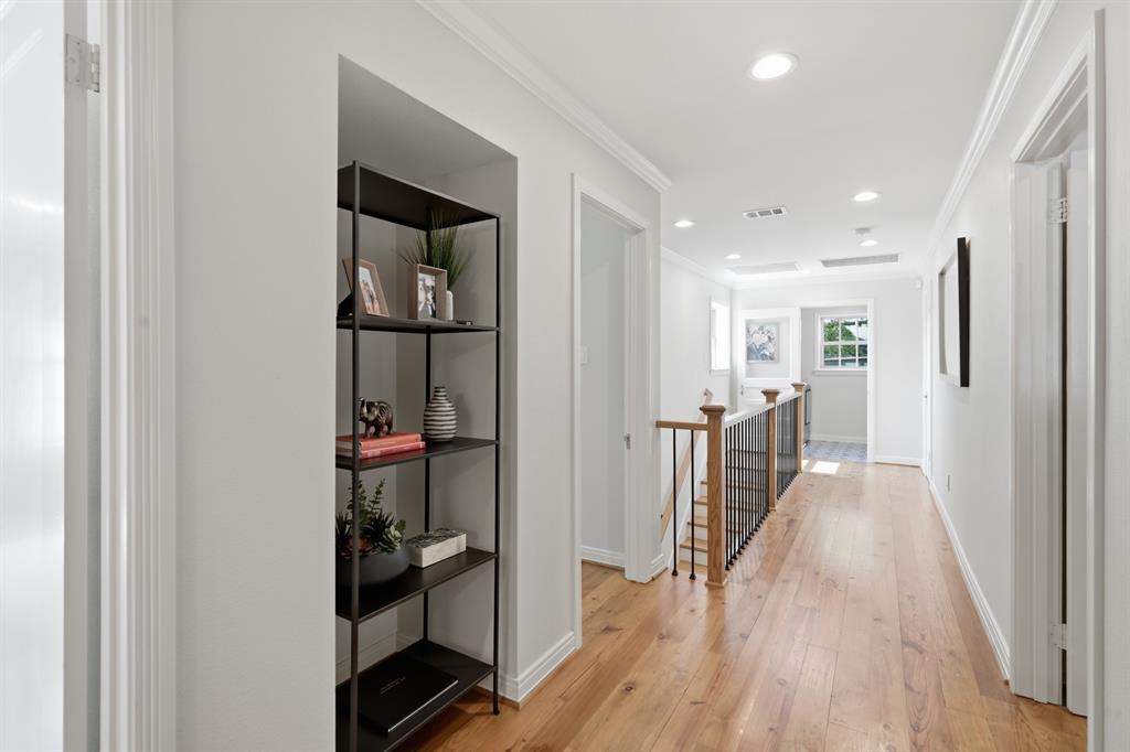 Hal Moseleys - Residential