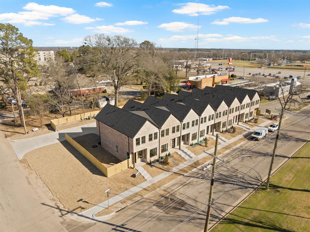 These upscale modern townhomes feature three spacious bedrooms, two and a half bathrooms, and a one-car garage, all conveniently located just minutes from Titus Regional Hospital. Designed for both everyday living and entertaining, each home offers a seamless blend of contemporary style, comfort, and functionality in a highly desirable location. Don’t miss this opportunity—schedule your private showing today.