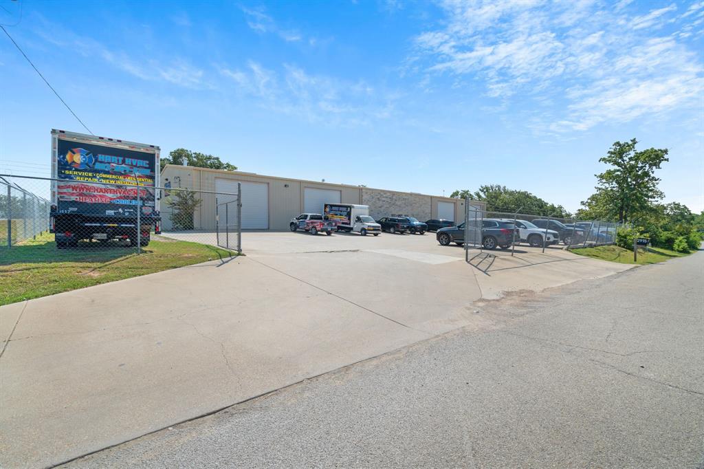 Greenlee Bus Park - Commercial Sale