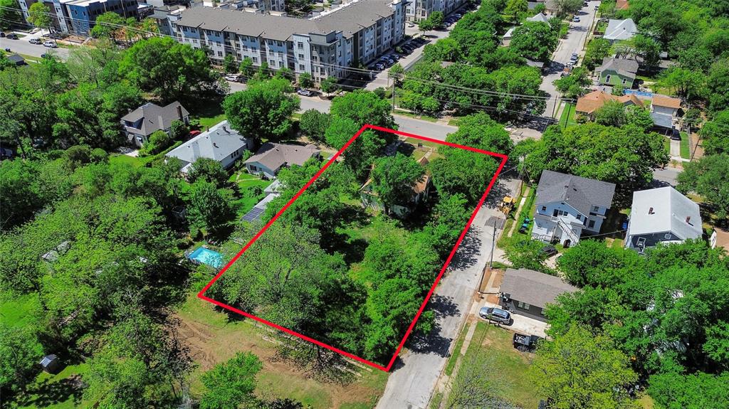 Rare opportunity to acquire a Zone D zoned lot in one of Fort Worth’s fastest growing corridors, just minutes from Downtown, the Historic Stockyards, and the Trinity River. Sitting on nearly half an acre, this oversized lot offers exceptional space and flexibility for a variety of multifamily developments including duplexes, triplexes, townhomes, or small apartment projects. Surrounded by ongoing and recent multifamily development, the area continues to see strong growth and demand. Convenient access to major highways, Trinity Trails, and nearby entertainment districts enhances long-term value and appeal. Existing structure on property is being sold as-is and is considered a teardown. Value is in the land and zoning.