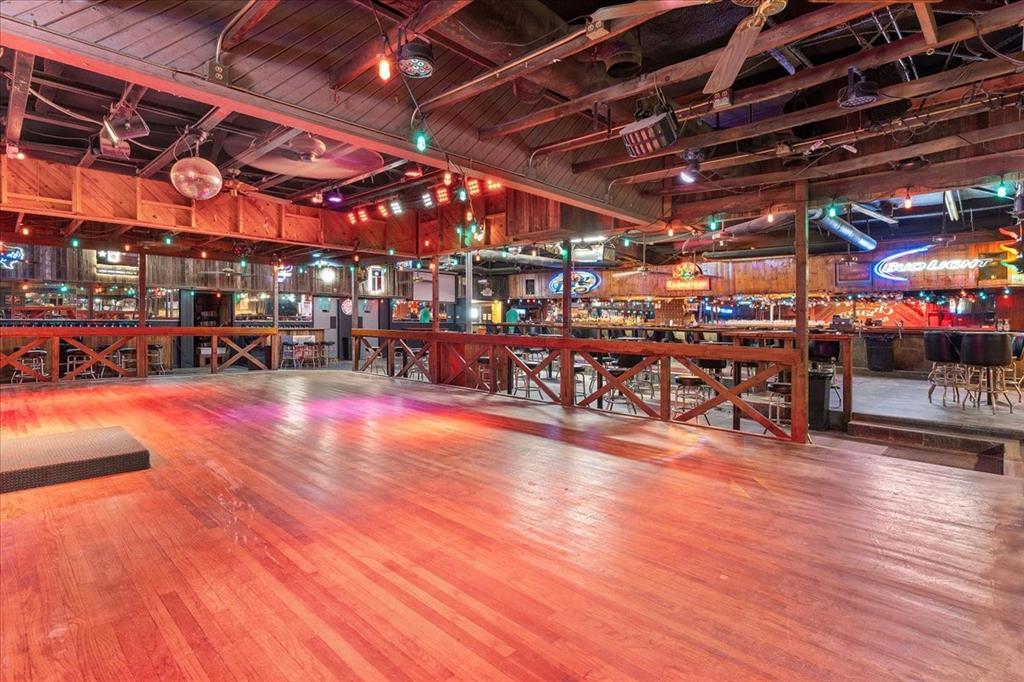 J Mackey Abst 594 - Commercial Sale