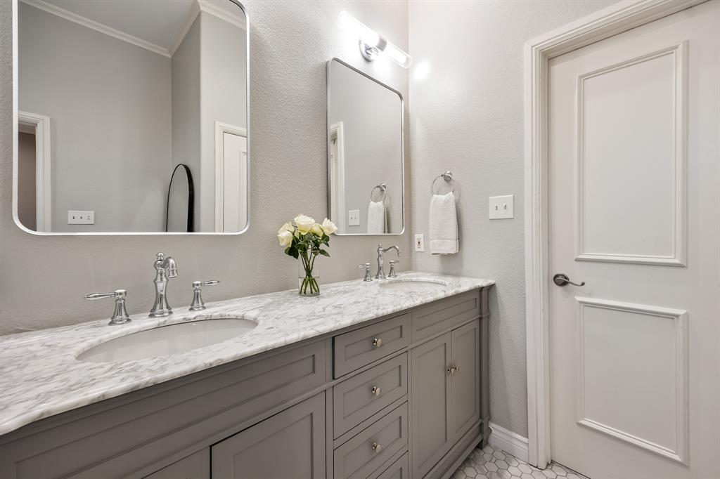 4504 Bowser Condo - Residential