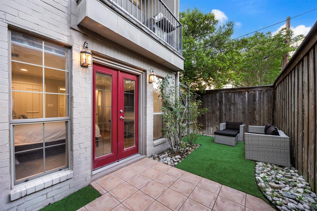 4504 Bowser Condo - Residential