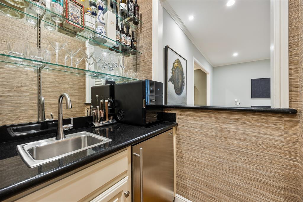 4504 Bowser Condo - Residential