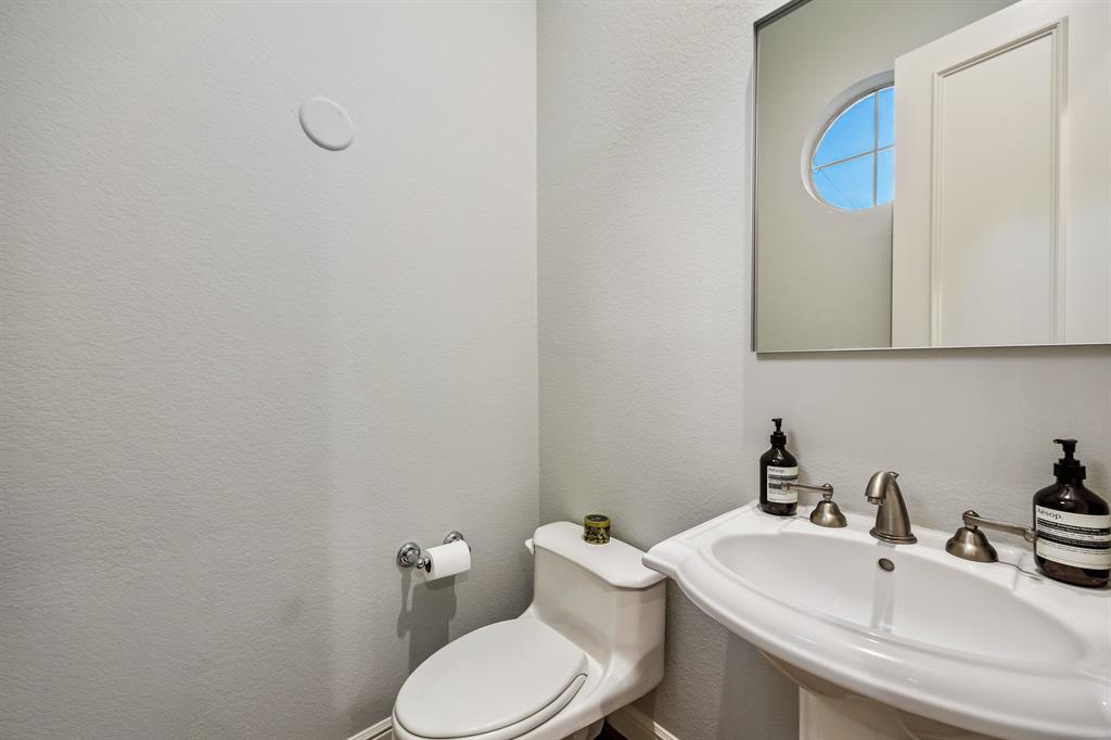 4504 Bowser Condo - Residential