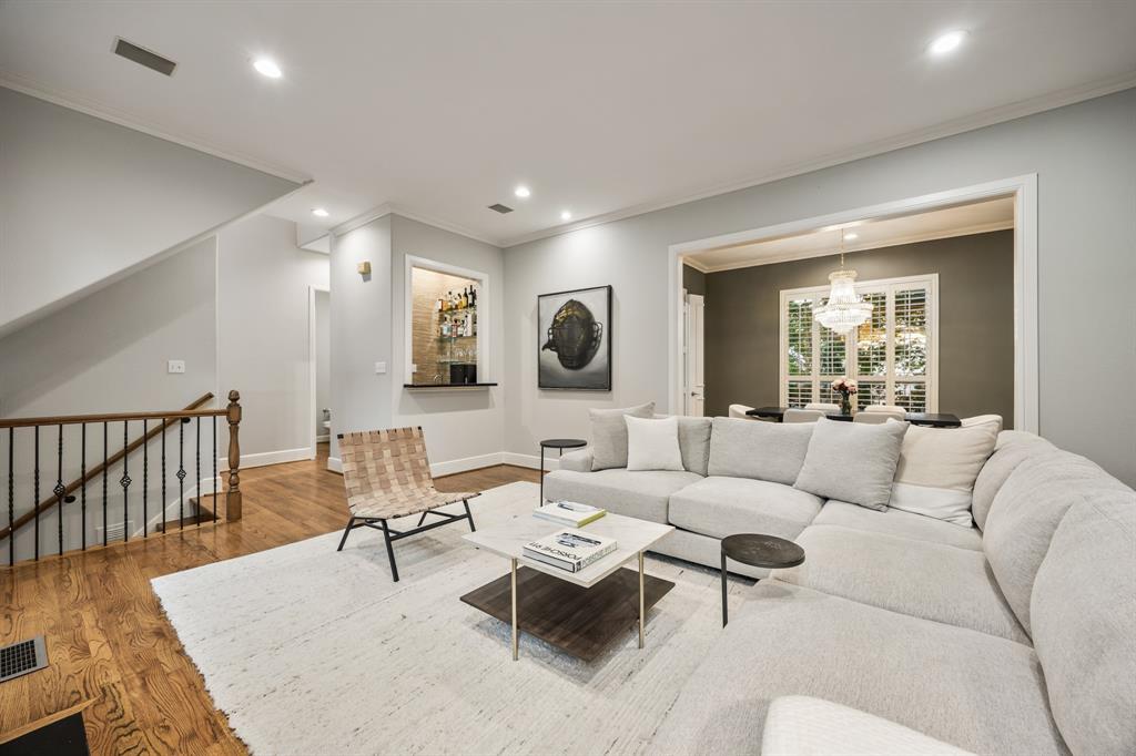 4504 Bowser Condo - Residential
