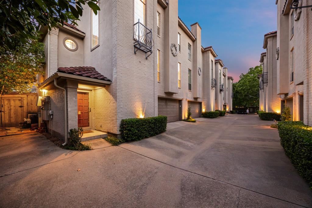 4504 Bowser Condo - Residential
