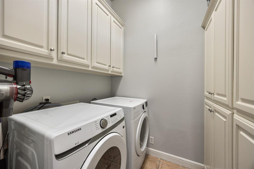 4504 Bowser Condo - Residential
