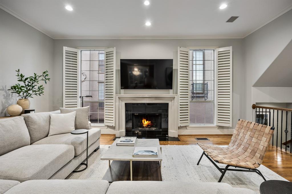 4504 Bowser Condo - Residential