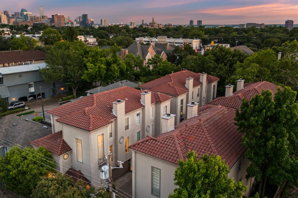 4504 Bowser Condo - Residential