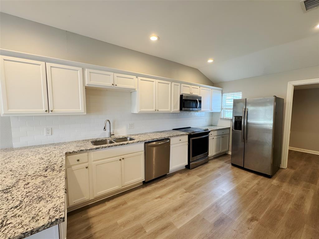 Garza Lake Estates - Residential