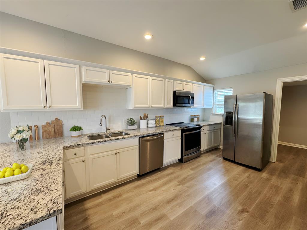 Garza Lake Estates - Residential