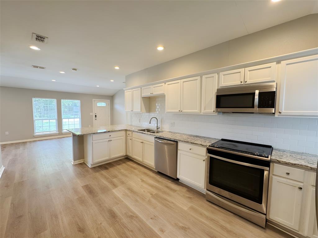 Garza Lake Estates - Residential
