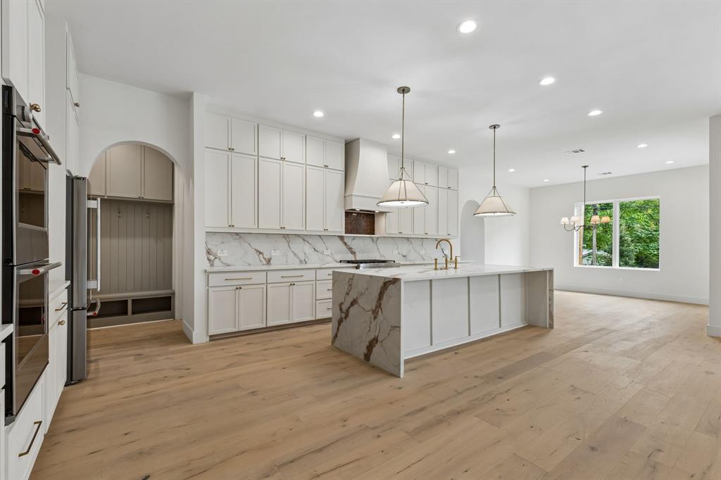 MOUNT AUBURN - Residential