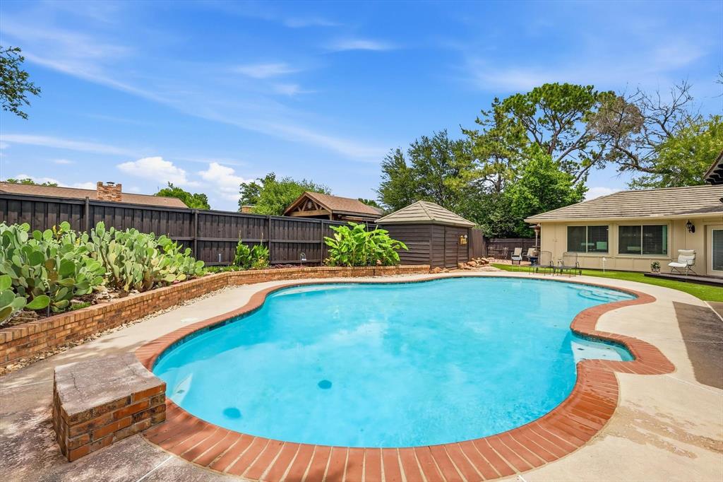 Quail Crest Estates - Residential