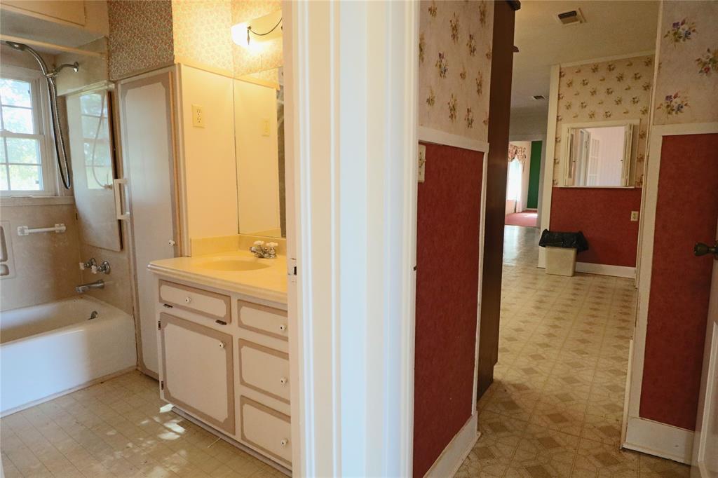 R B LONGBOTHAM - Residential