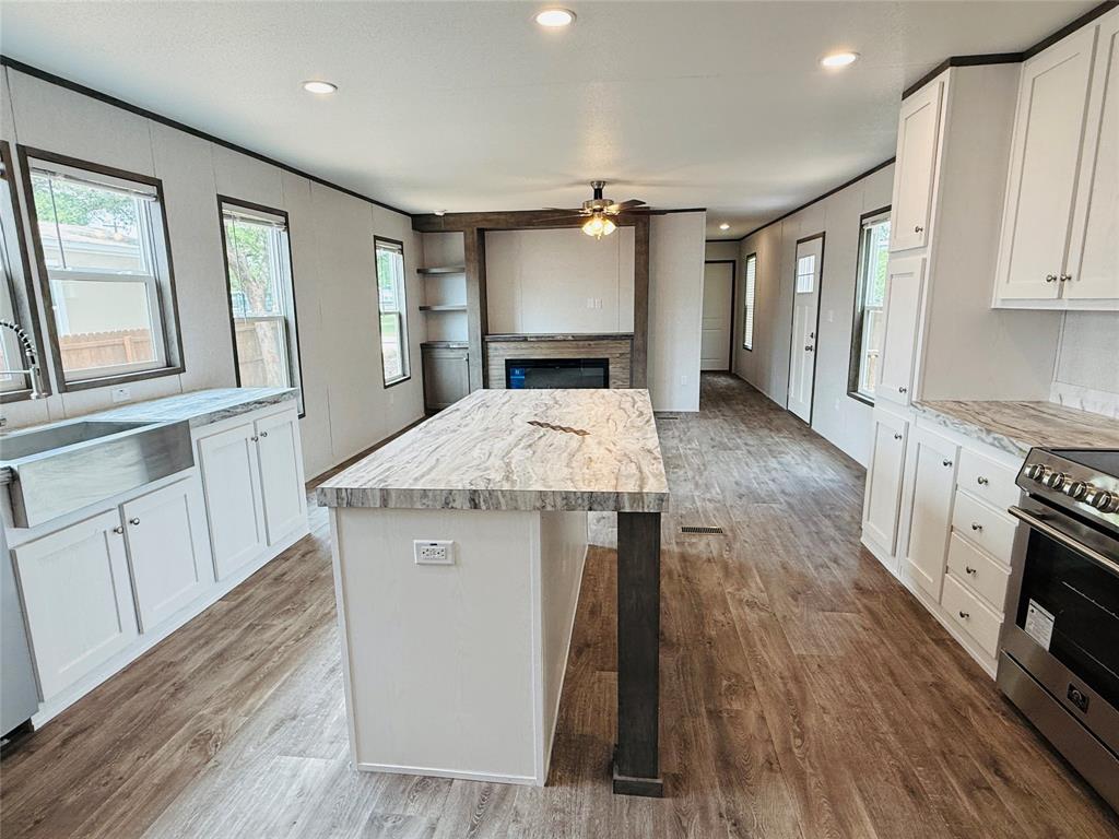 Oak Trail Shores Sec F - Residential
