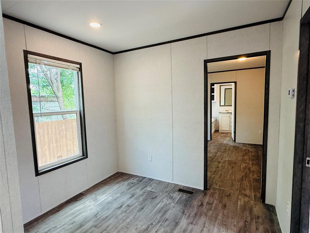 Oak Trail Shores Sec F - Residential