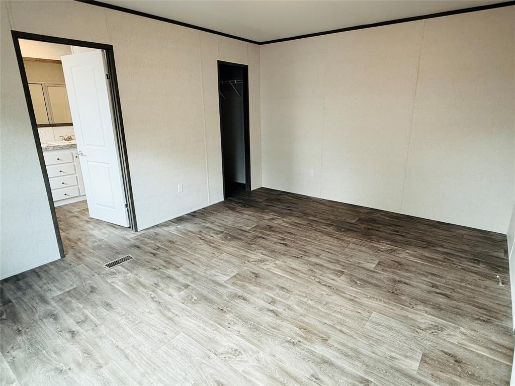 Oak Trail Shores Sec F - Residential