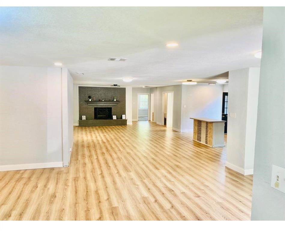 Cedar Crest Village 01 - Residential