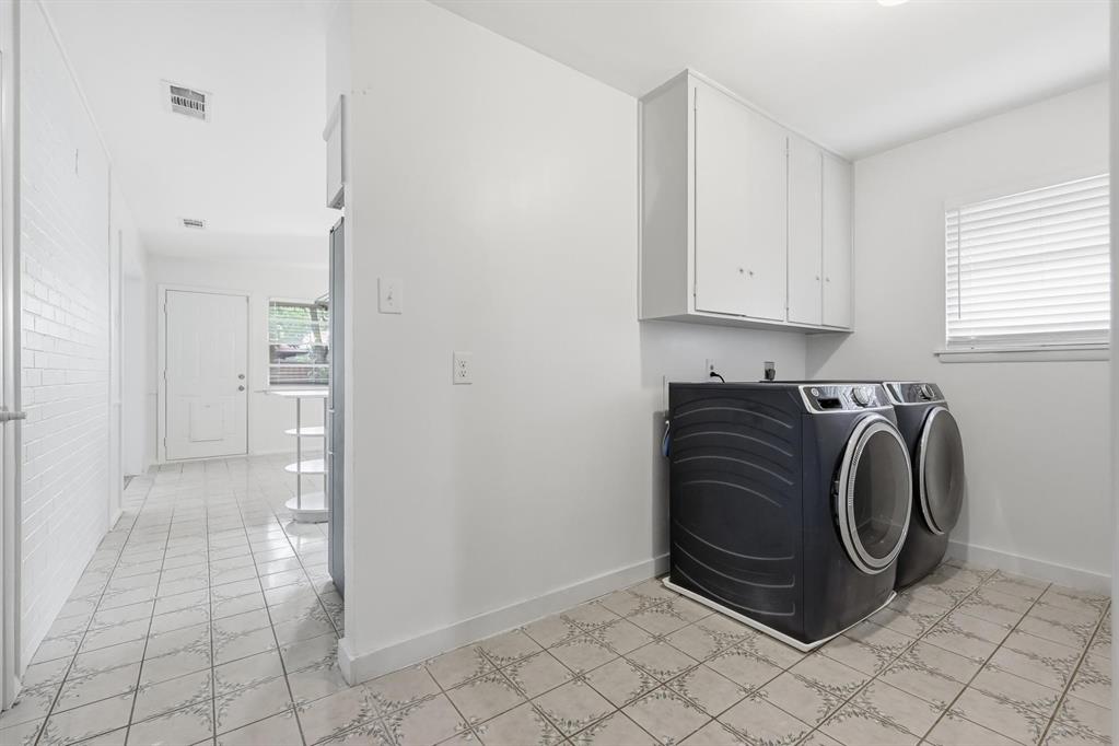 Club Oaks 01 - Residential