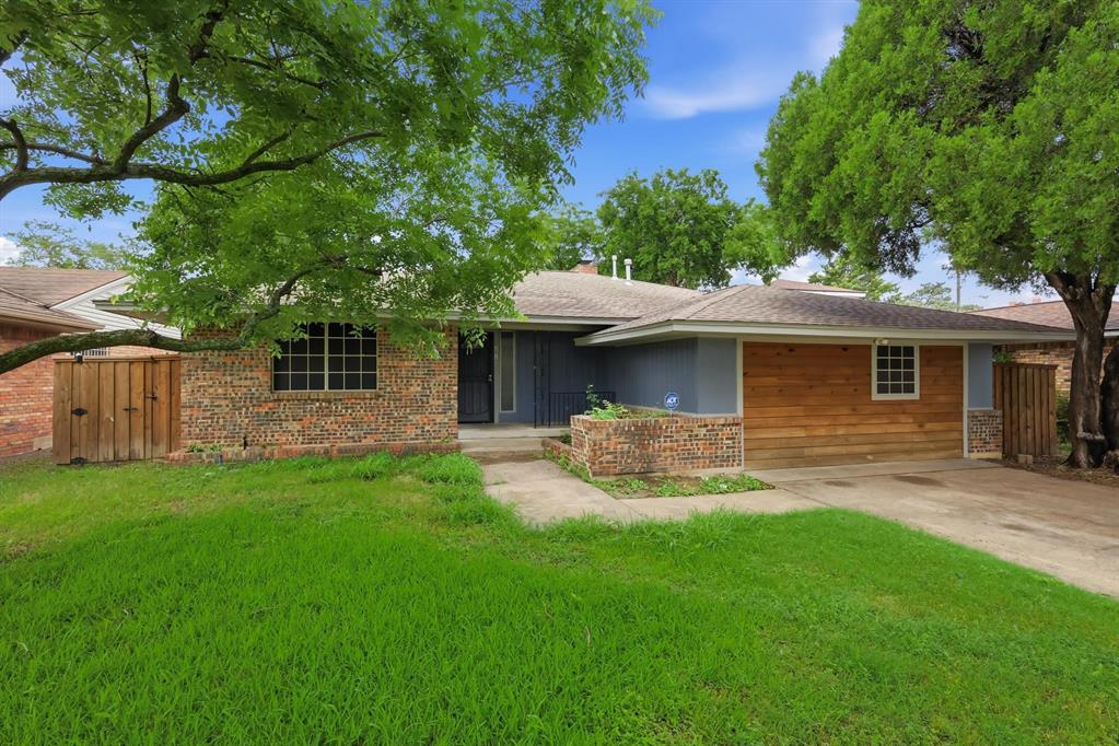 Club Oaks 01 - Residential
