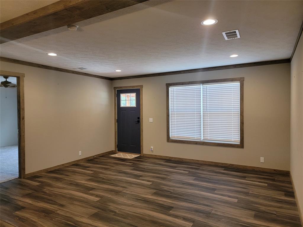 Mc Innis Point - Residential
