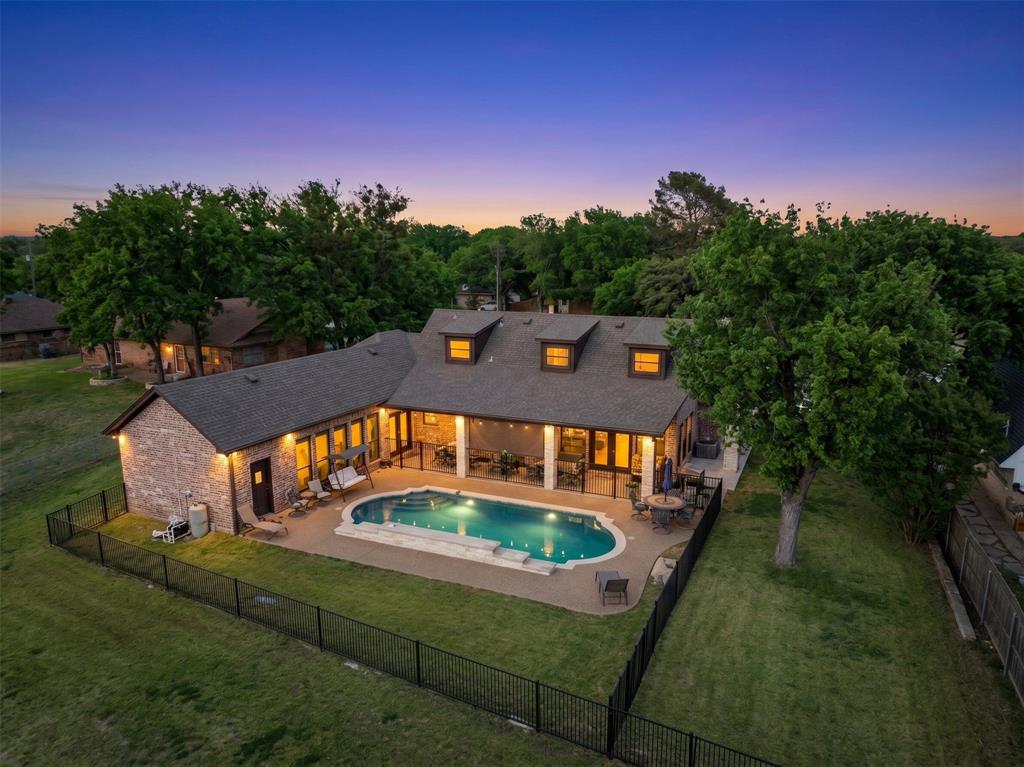 Decordova Bend Estate - Residential