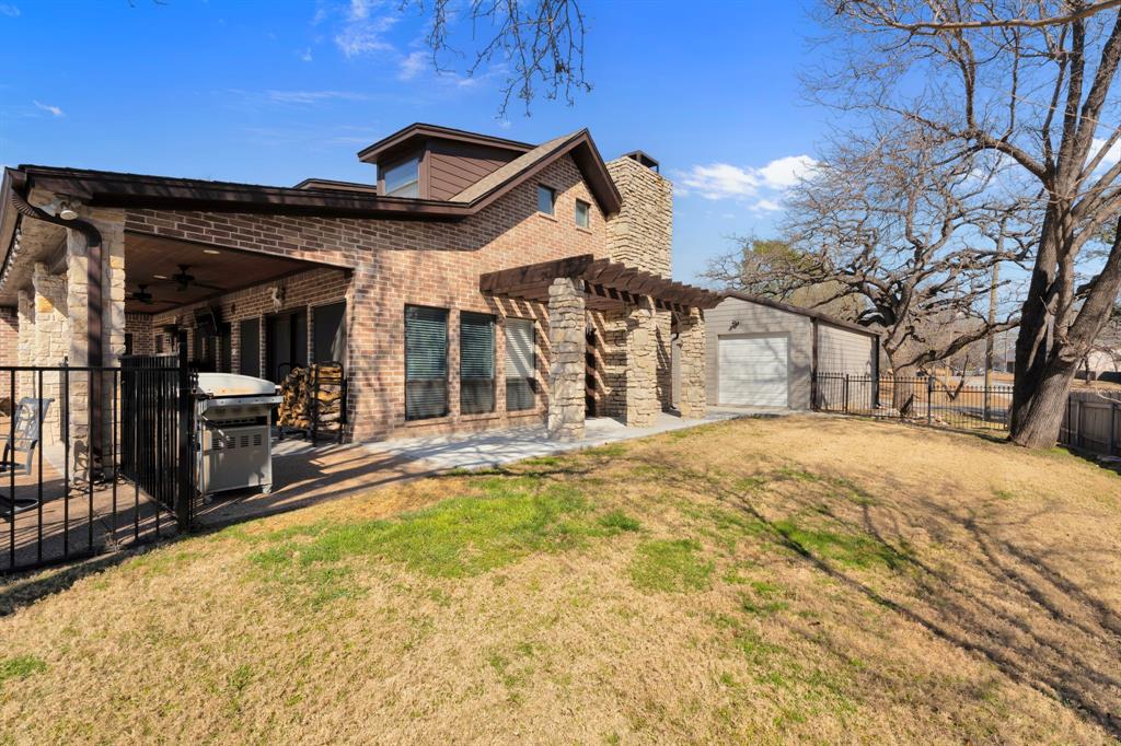 Decordova Bend Estate - Residential