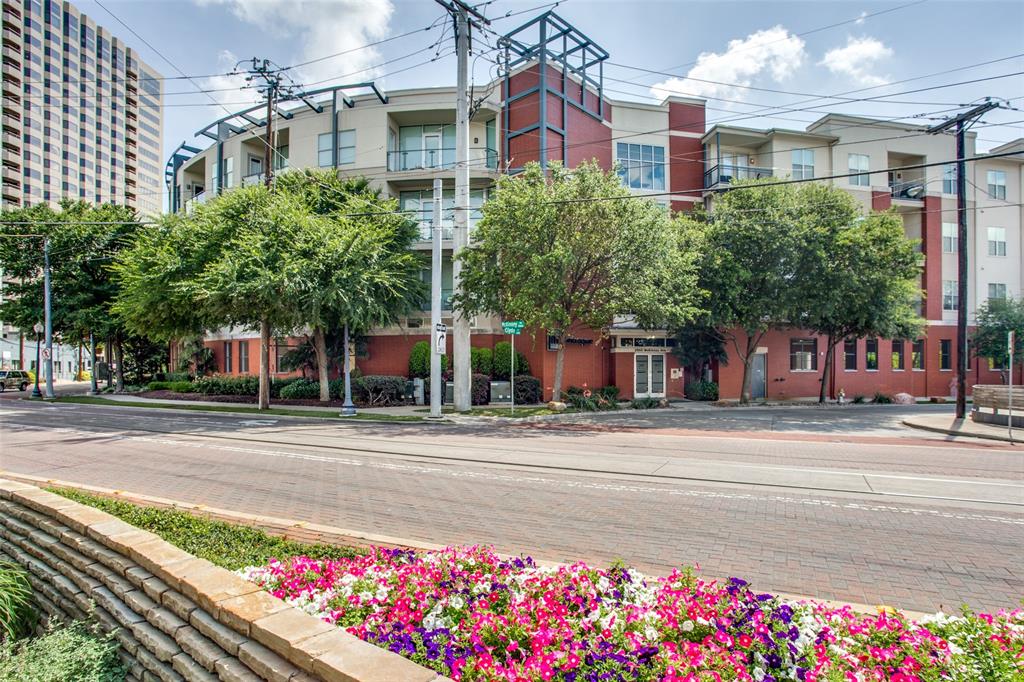 Discover the perfect blend of style, space, and location in Unit 408 at 2950 McKinney Avenue. This immaculate, top-floor 2-bedroom, 2-bathroom condo offers a spectacular modern retreat in the vibrant heart of Uptown Dallas. Situated on a prime corner of one of the city's most sought-after addresses, the residence is flooded with natural light from multiple exposures throughout the day.
The interior has been beautifully appointed with high-end upgrades, creating a home that is both a modern sanctuary and an entertainer's dream. The kitchen comes fully decked out with premium appliances, equipped with washer,dryer and fridge. The primary suite serves as a peaceful escape, boasting a tray ceiling, an oversized shower, and a custom walk-in closet. Every detail has been thoughtfully considered to deliver an unmatched urban living experience.
Residents are just steps away from the city's premier dining, shopping, and entertainment, with Whole Foods and the Katy Trail within a quick stroll. Whether you are relaxing in the quiet comfort of your light-filled home or exploring the most dynamic neighborhood in Dallas, this residence places the best of Uptown right at your doorstep.