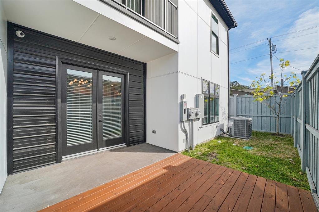 Columbia Place - Residential Income