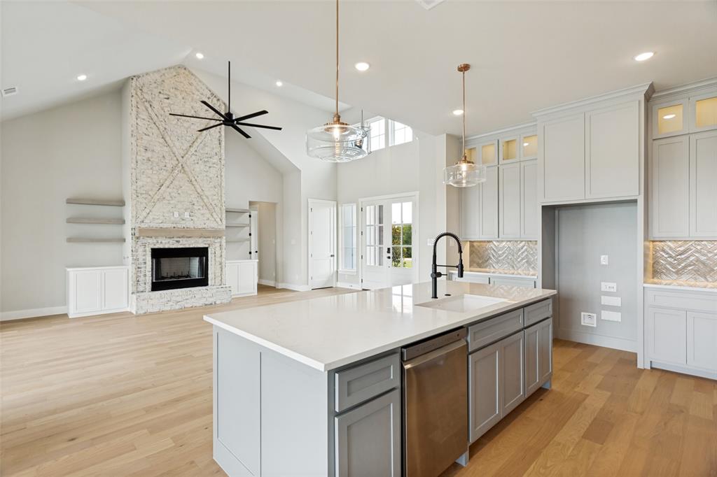 Woodland Lakes Pc - Residential