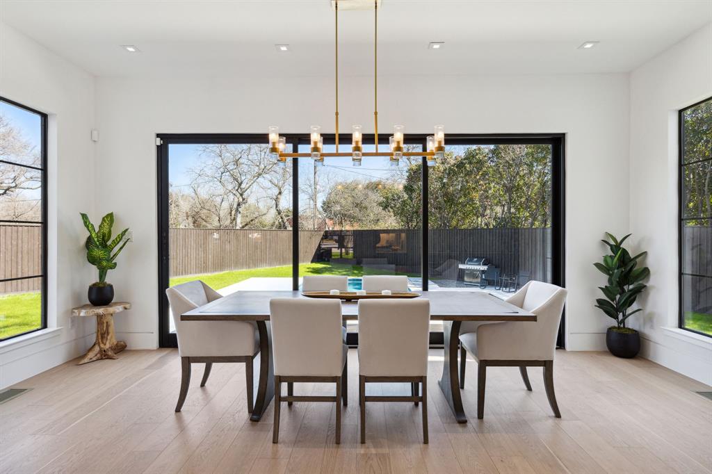 Casa Linda Estates - Residential