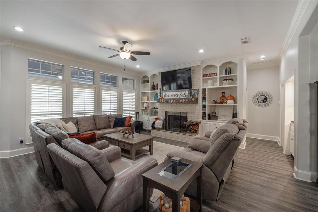 Emerald Bay - Residential