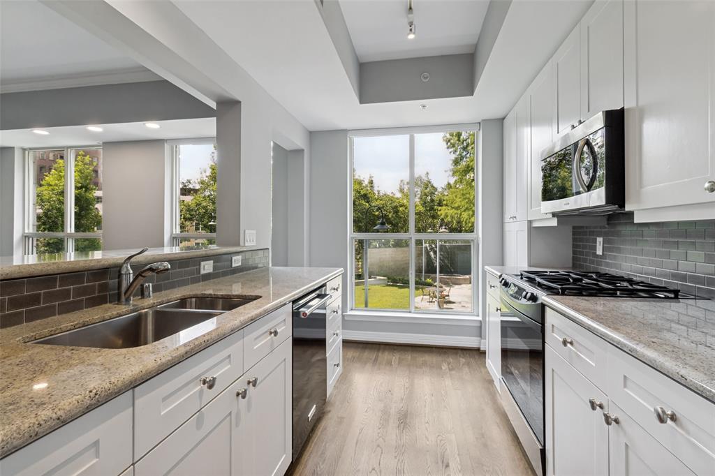 Mayfair at Turtle Creek Condos - Residential