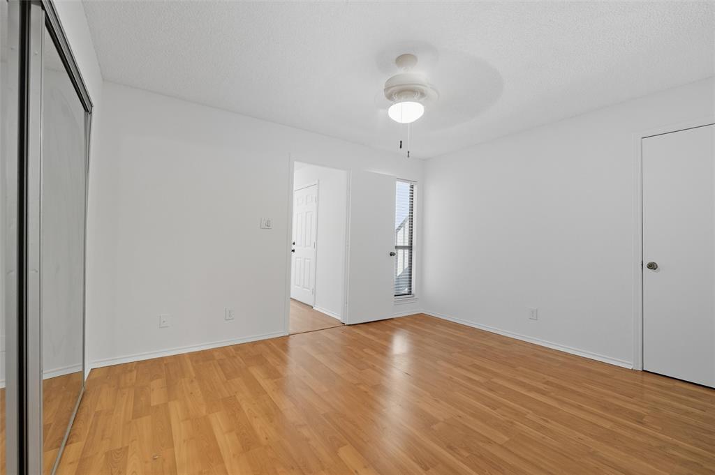 Arlington Oaks Condo - Residential