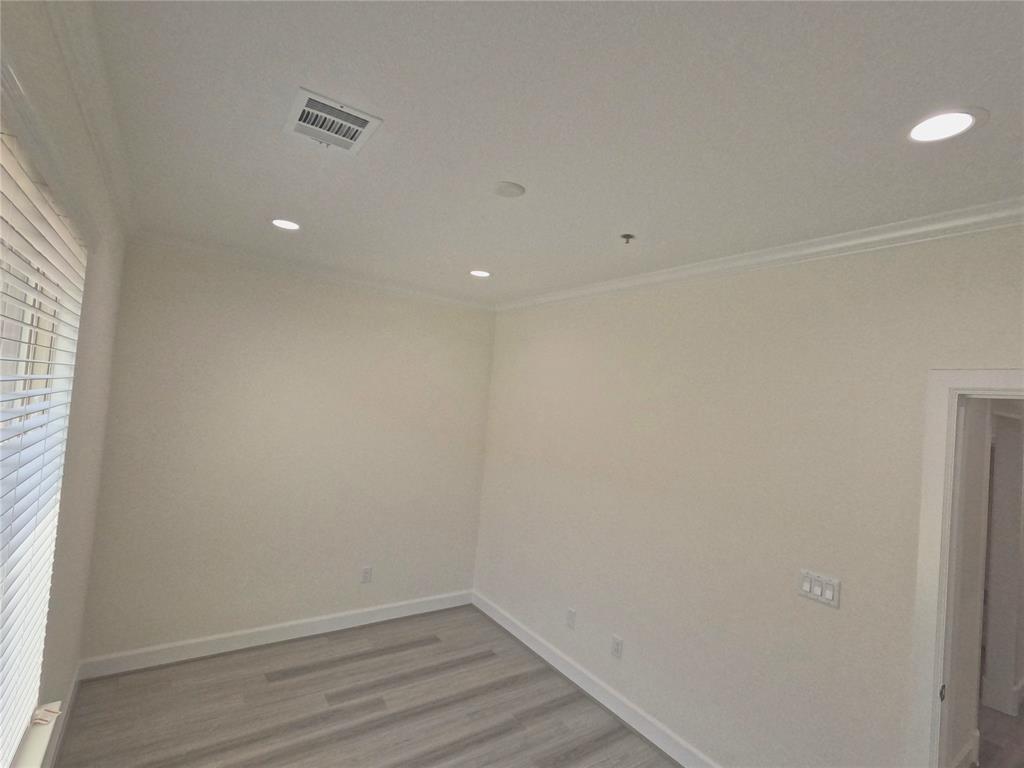 THE OFFICES AT STONEBROOK CROSSING - Commercial Sale